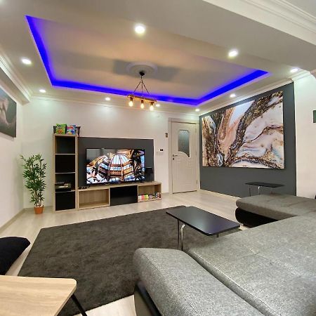 Cozy Big Sisli Apartment , Ac, Modern &For Family,Friendly In Center Стамбул Экстерьер фото